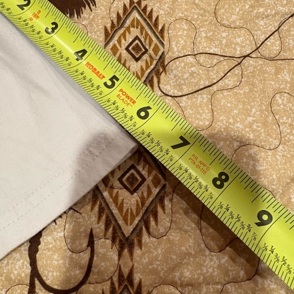 Forever 21 crop tshirt avacado & toast logo size M - Picture 7 of 9